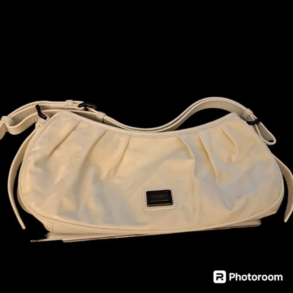 NWT  Burberry Off White Small Avondale Nylon and Leather Shoulder Bag - Picture 7 of 15